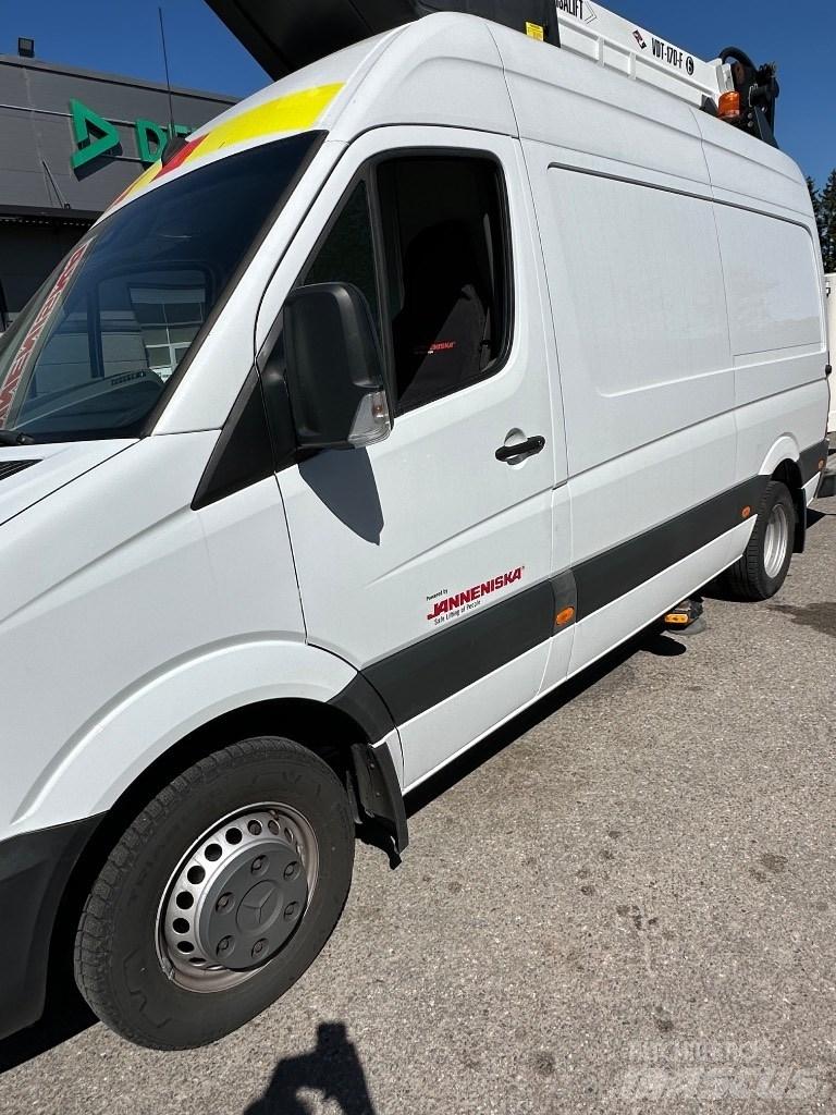 VERSALIFT VDT-170-F Auto košare