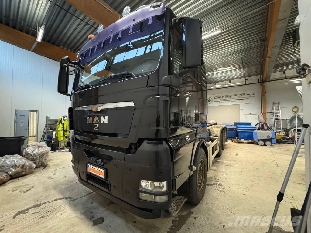 MAN TGX 35.540 Rol kiper kamioni s kukama za dizanje