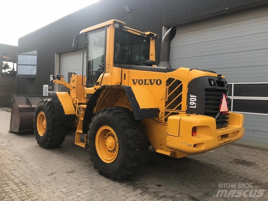 Volvo L90F Utovarivači na kotačima