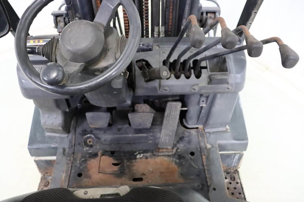 Nissan U1D2A20LQ Plinski viličari