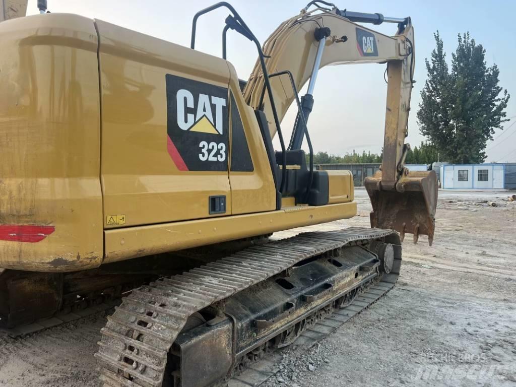 CAT 323 GC Bageri gusjeničari