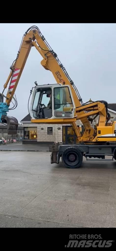 Liebherr A 904 C Bageri za manipuliranje materijalom / otpadom