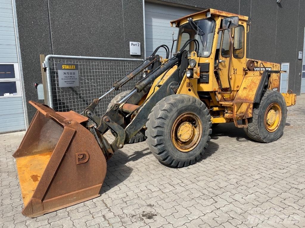 Volvo 4300 Utovarivači na kotačima