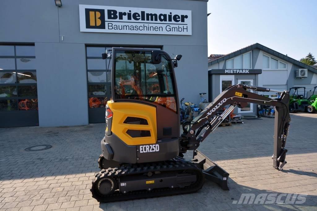 Volvo ECR 25 D Mini bageri <7t
