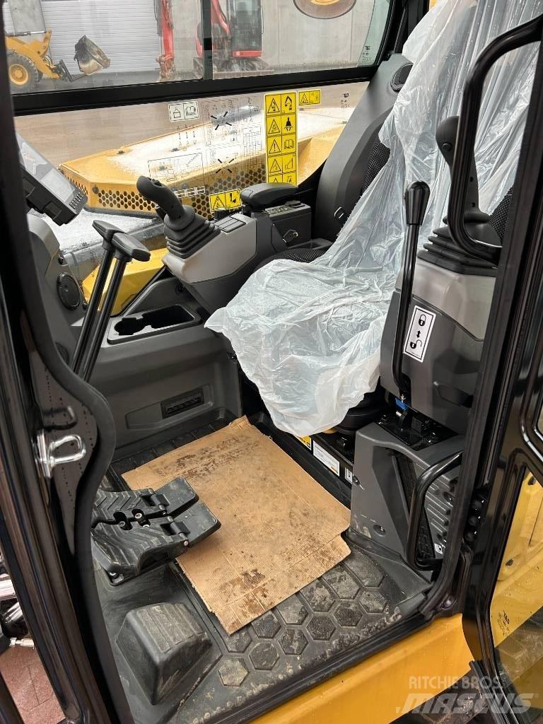 CAT 306 Mini bageri <7t