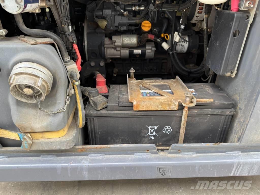 Hamm DV+ 70I VO-S Valjci sa dvojnim bubnjem