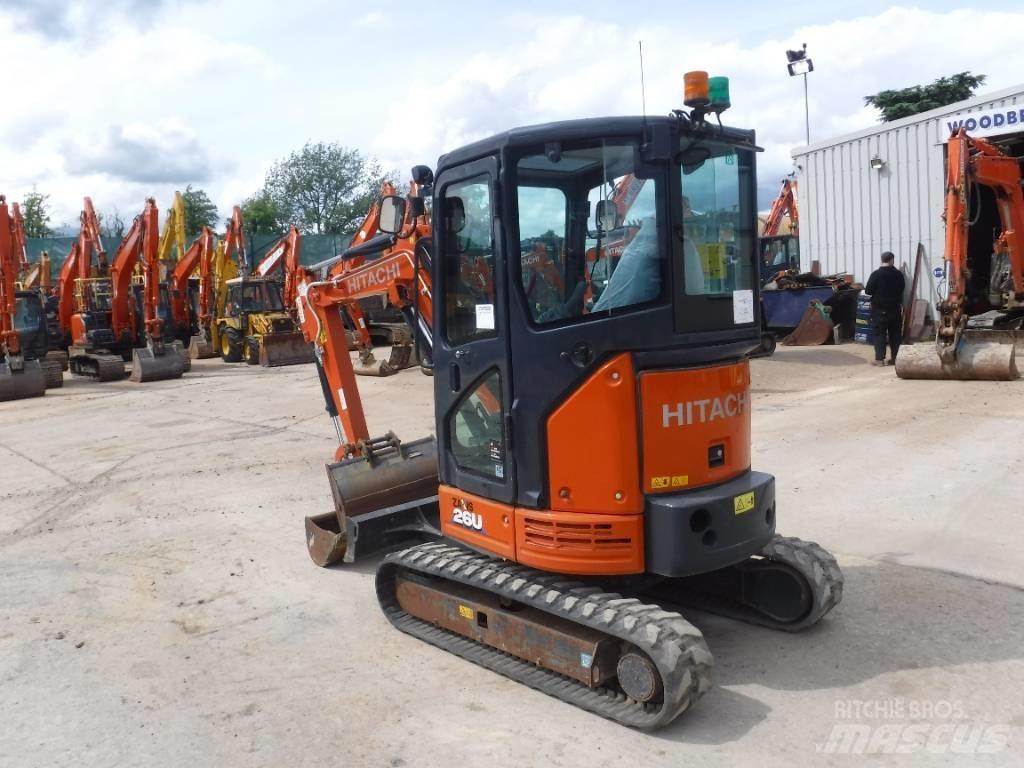 Hitachi ZX 26 U-6 Mini bageri <7t