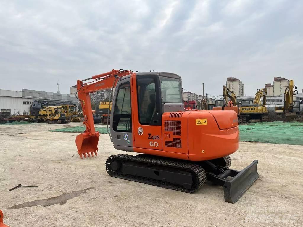 Hitachi ZX 60 Mini bageri <7t
