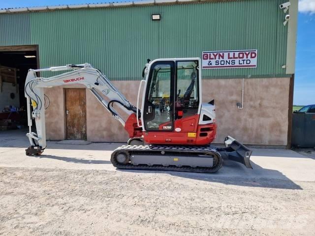 Takeuchi TB 260 Mini bageri <7t