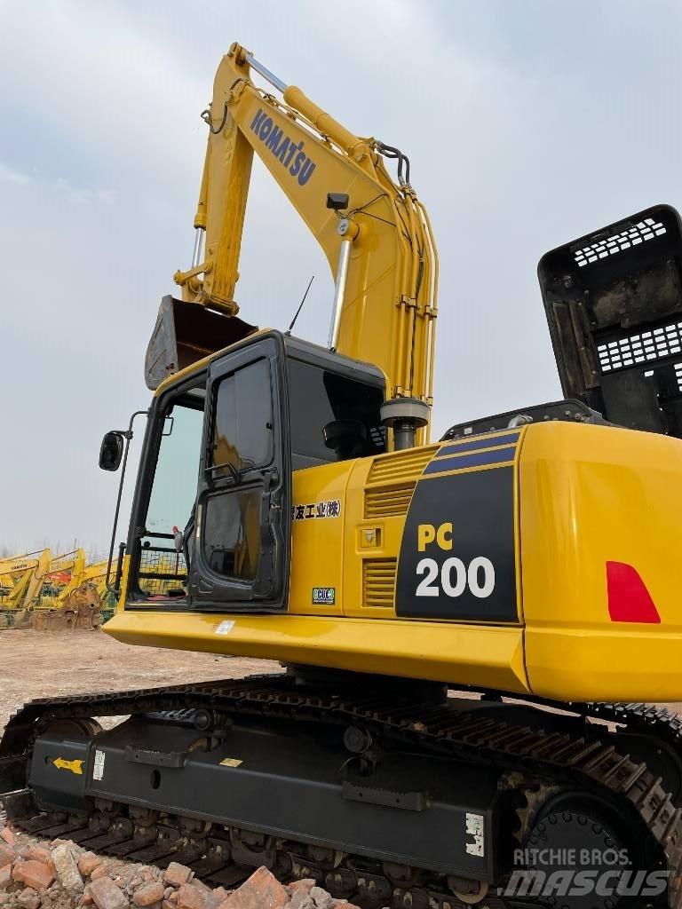 Komatsu 200-8 Bageri gusjeničari