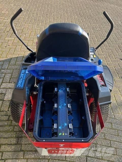 Toro eMR 4275 Traktorske kosilice