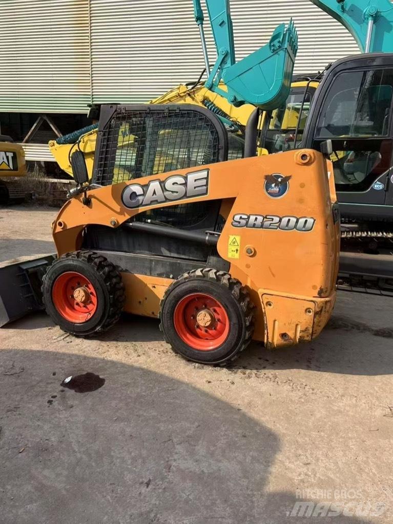 CASE SR 200 Skid steer mini utovarivači