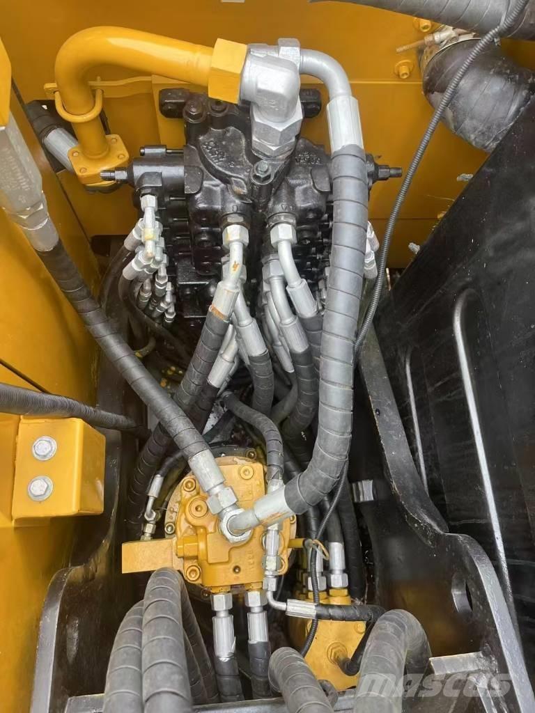 Sany SY 75 Bageri gusjeničari