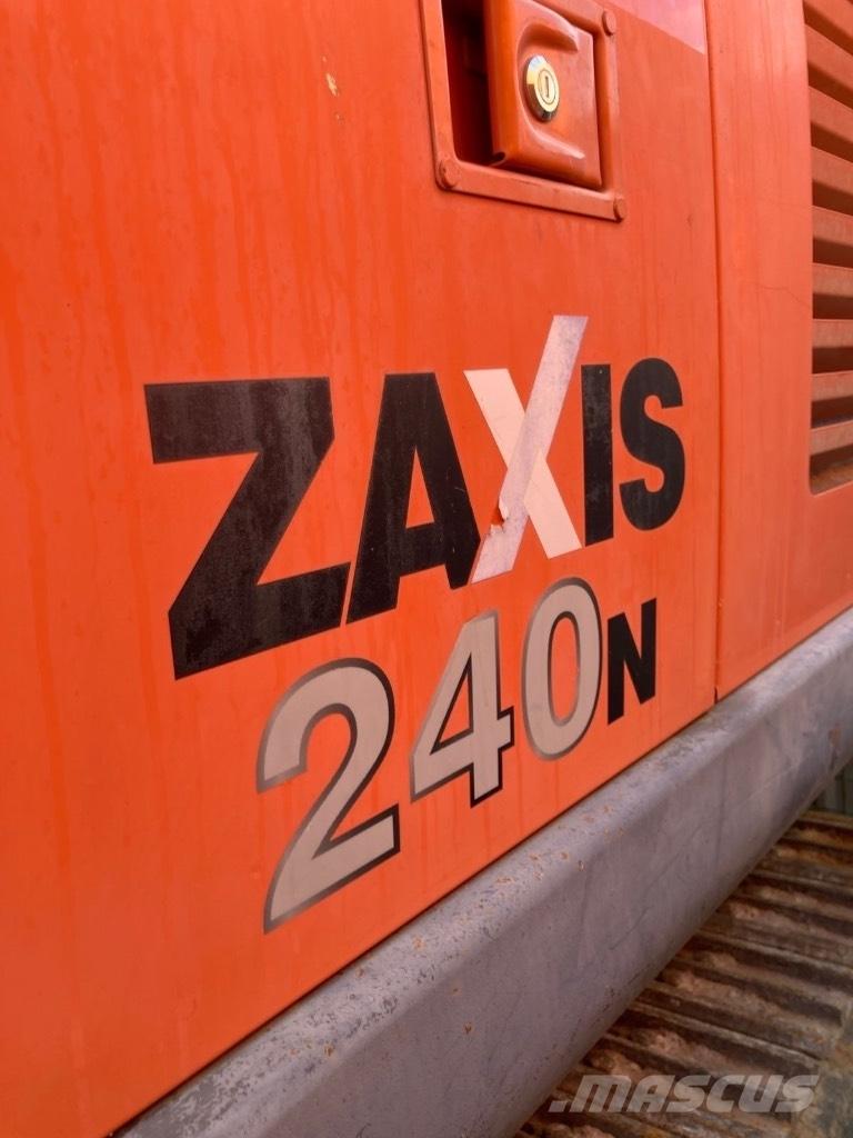 Hitachi ZX 240 Bageri gusjeničari