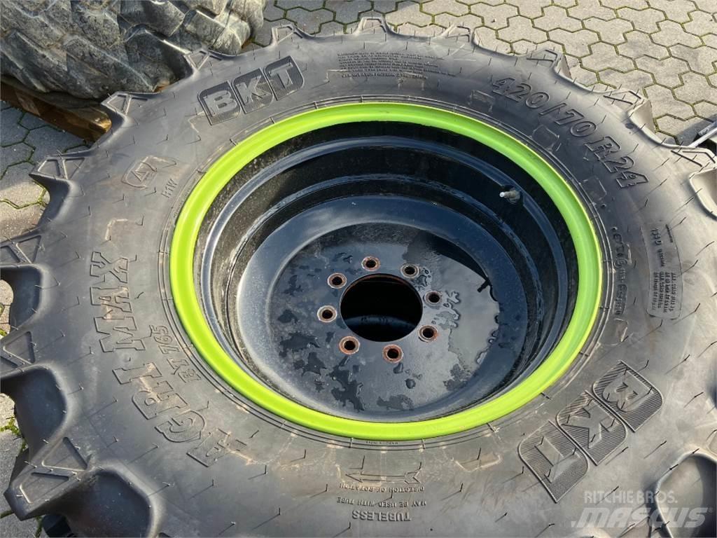 BKT 420/70R24 Gume, kotači i naplatci