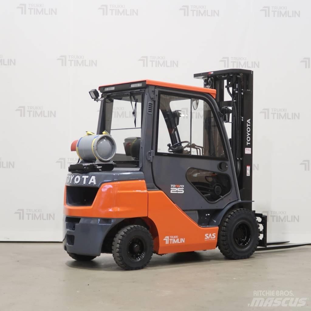 Toyota 02-8FGF25 Plinski viličari