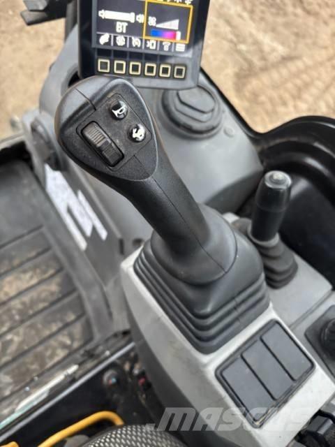 CAT 301.8 Mini bageri <7t