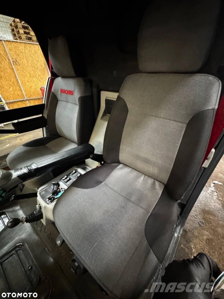 Bucher C 202 Strojevi za metenje