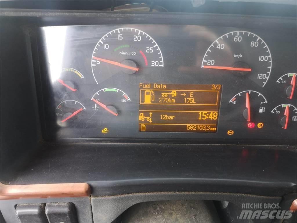 Volvo FH 12 Rol kiper kamioni s kukama za dizanje