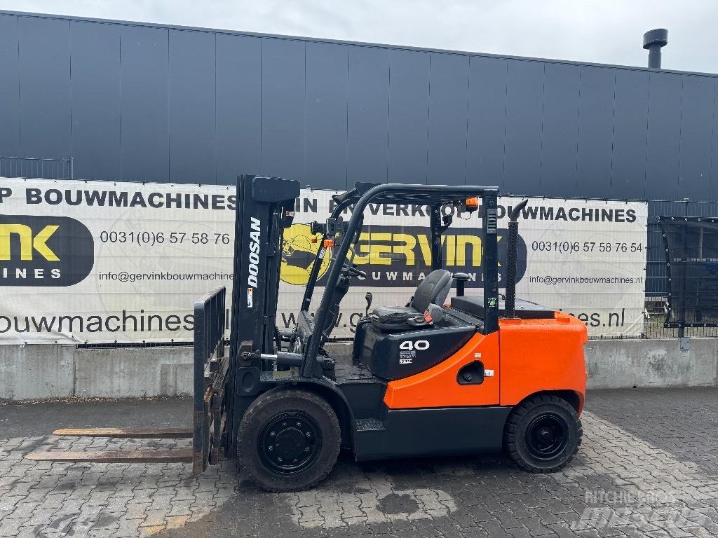 Doosan D 40 SC-7 Dizelski viličari