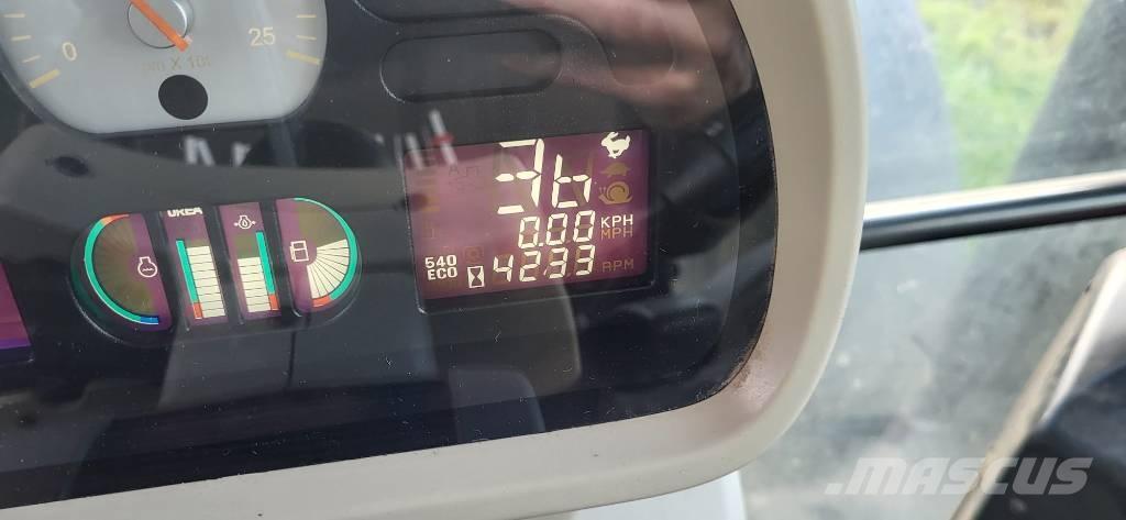 Massey Ferguson 6615 Traktori