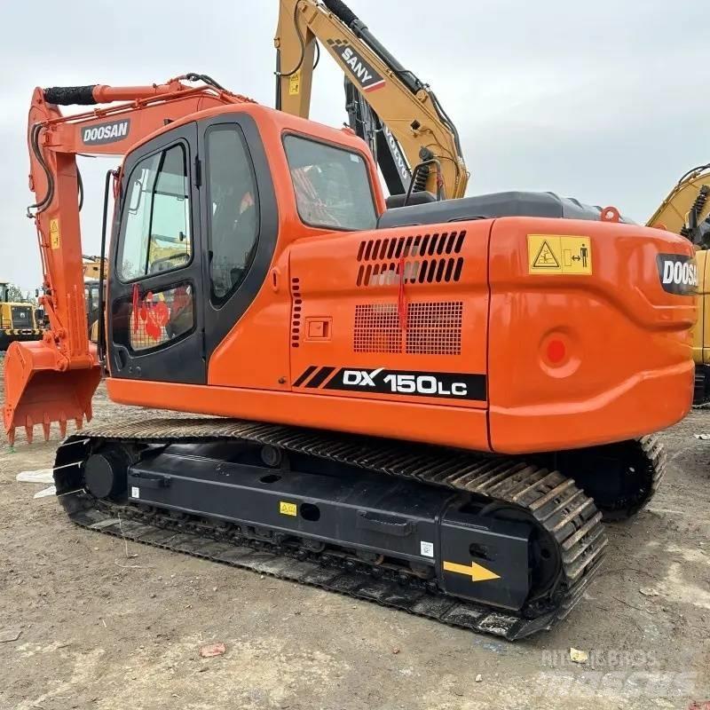 Doosan DX150 Bageri gusjeničari