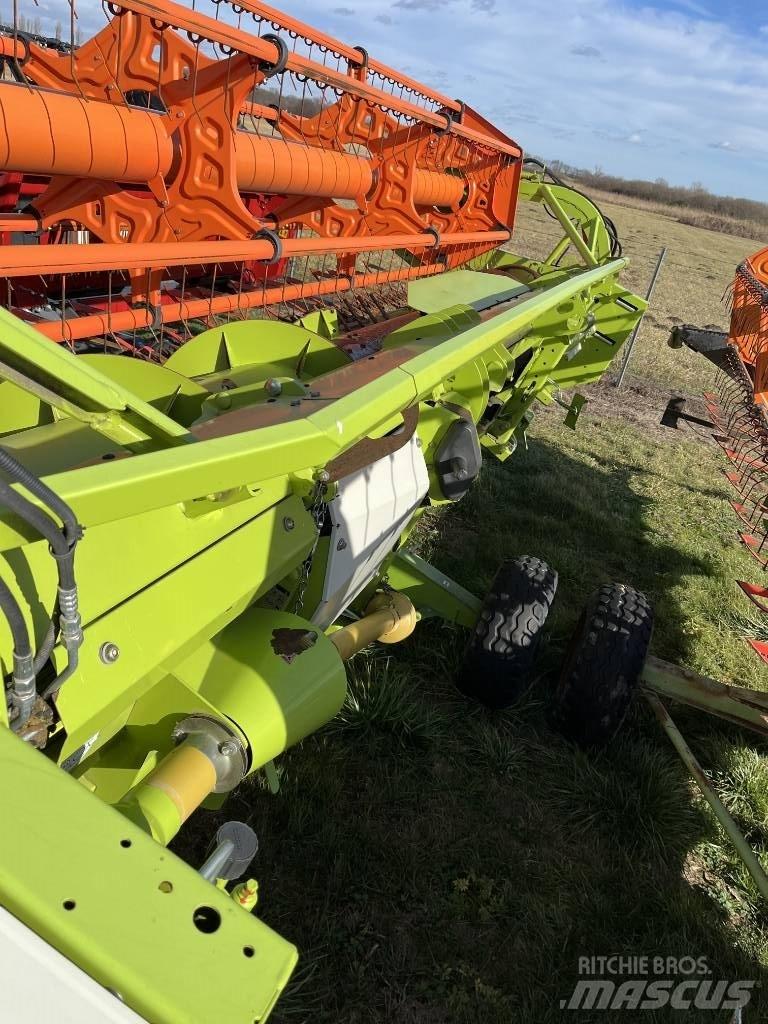 CLAAS Tucano 440 Kombajni