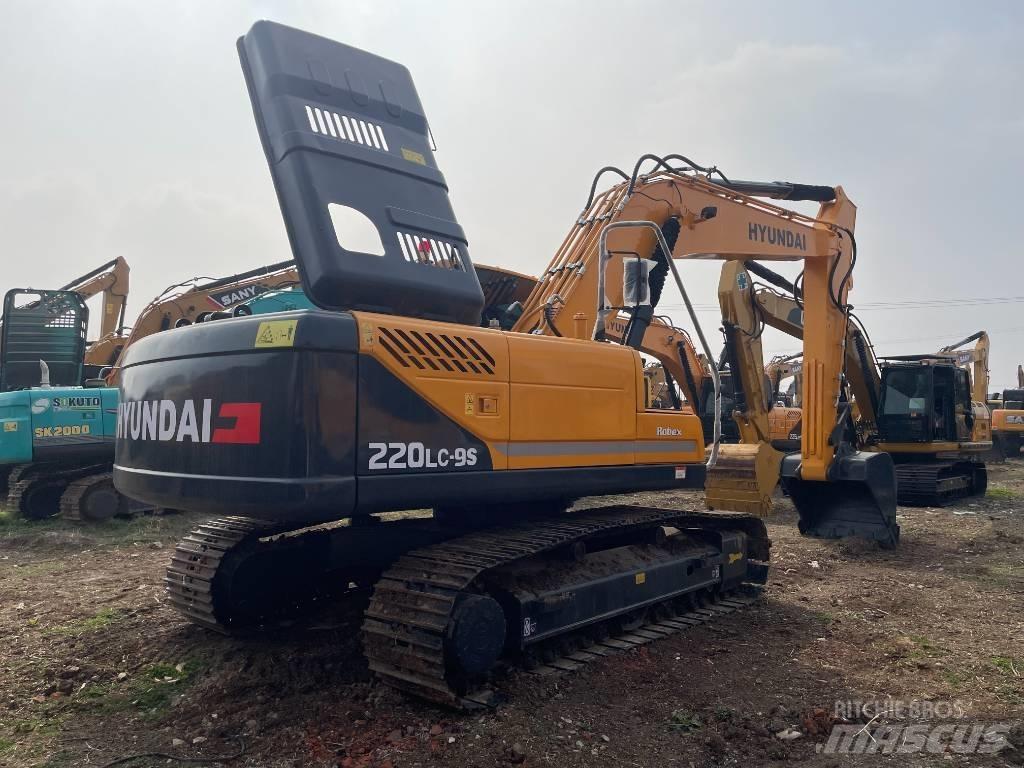 Hyundai 220-9S Bageri gusjeničari