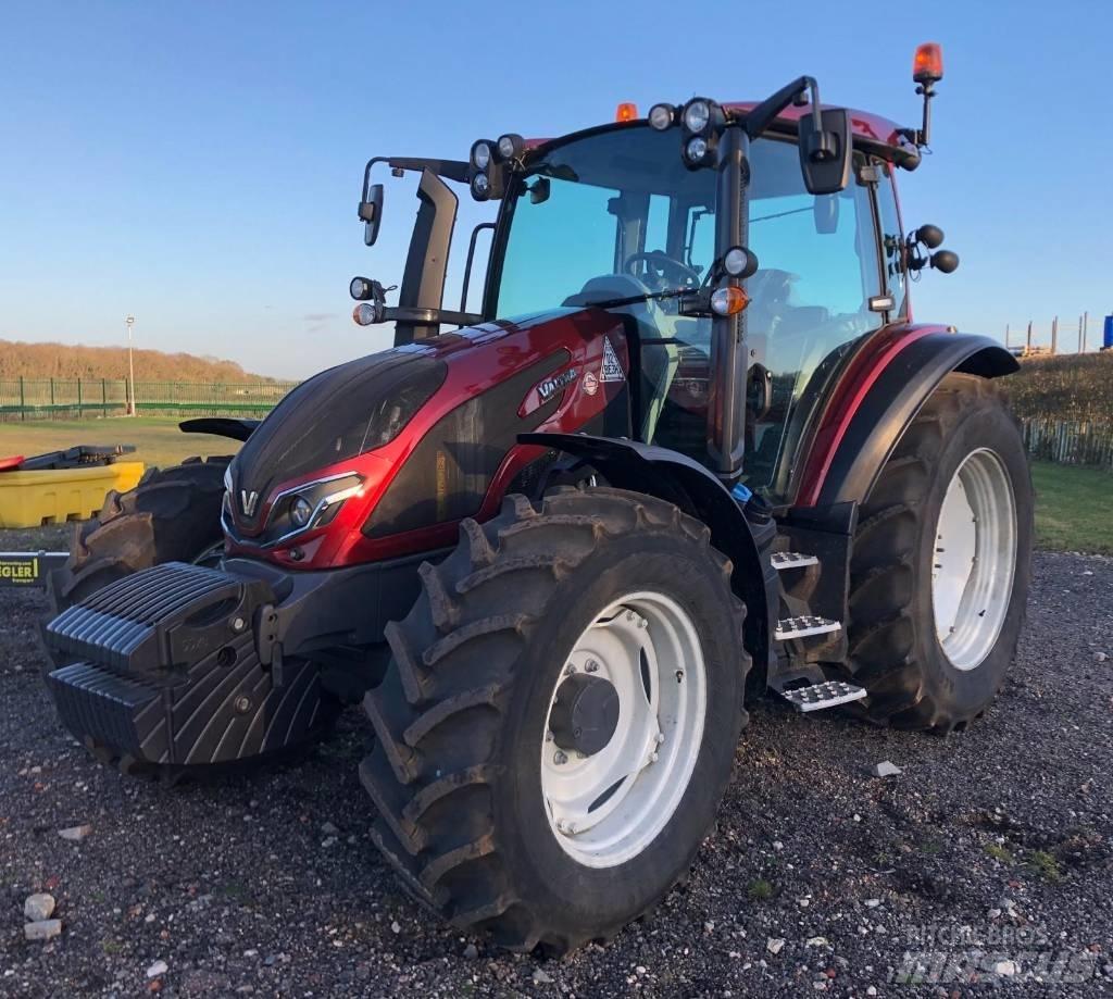 Valtra G125EA Traktori