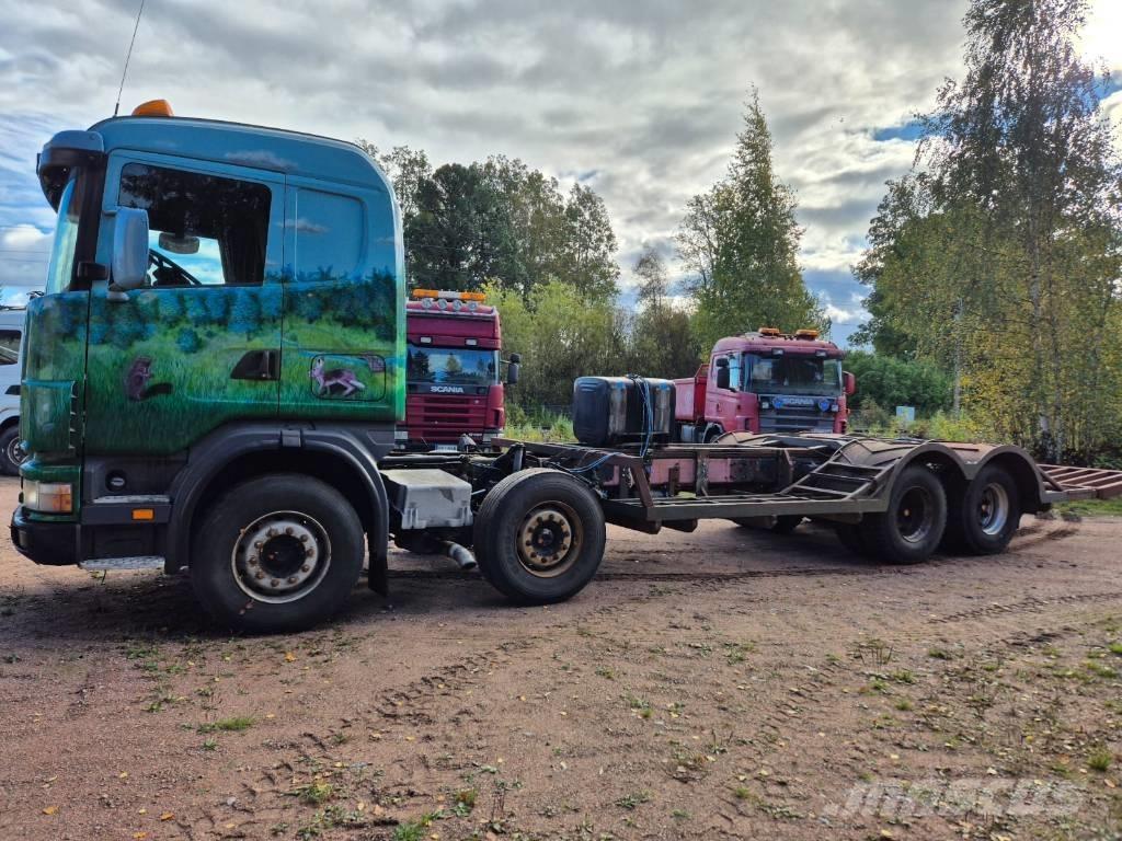 Scania R 124 Kamioni za prijevoz šumskih strojeva
