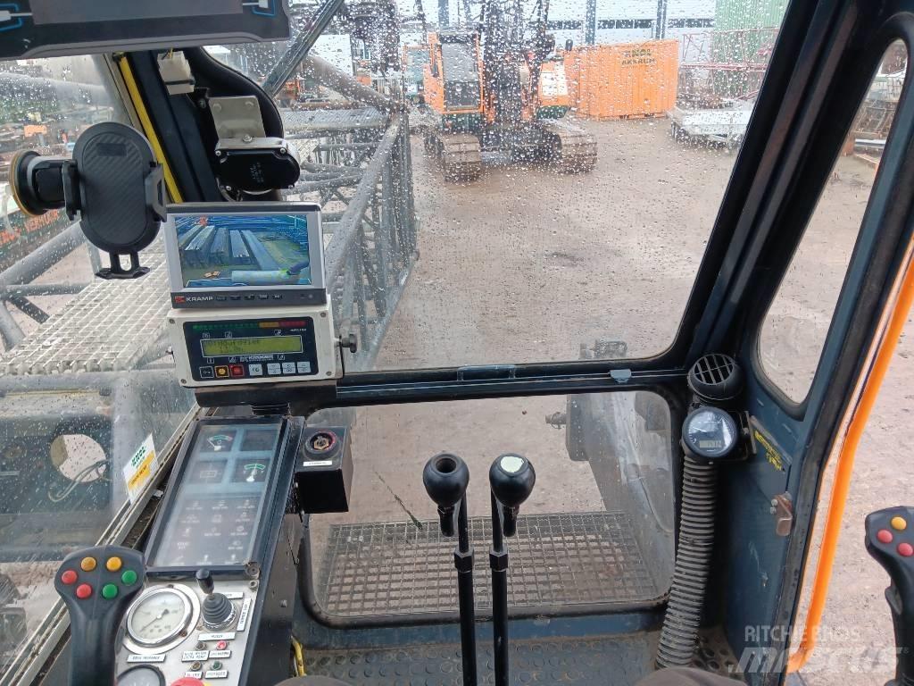 Hitachi KH 230-3 Kranovi sa gusjenicama