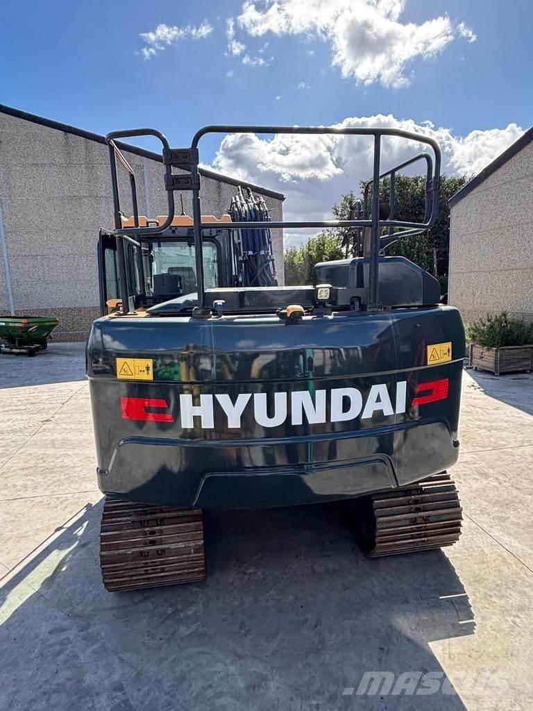 Hyundai HX140AL Bageri gusjeničari