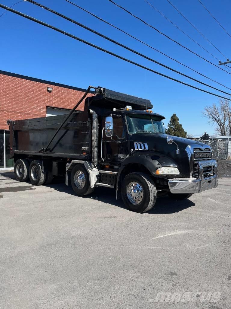 Mack GU813 Kiper kamioni