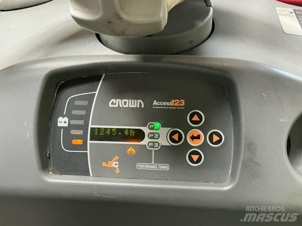 Crown TC 3000 Vučna vozila