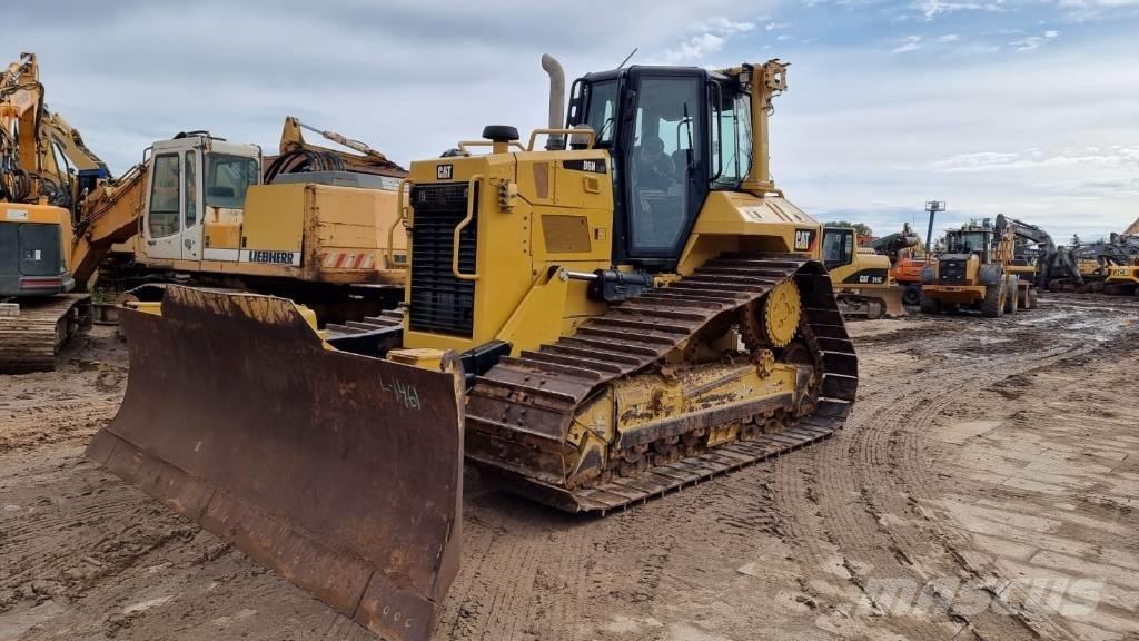 CAT D 6 N LGP Buldožeri gusjeničari