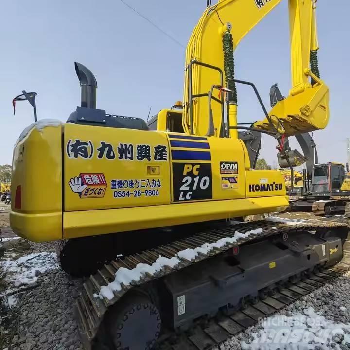 Komatsu PC 210 Bageri gusjeničari