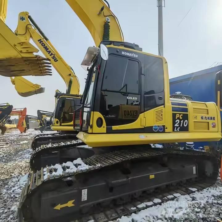 Komatsu PC 210 Bageri gusjeničari