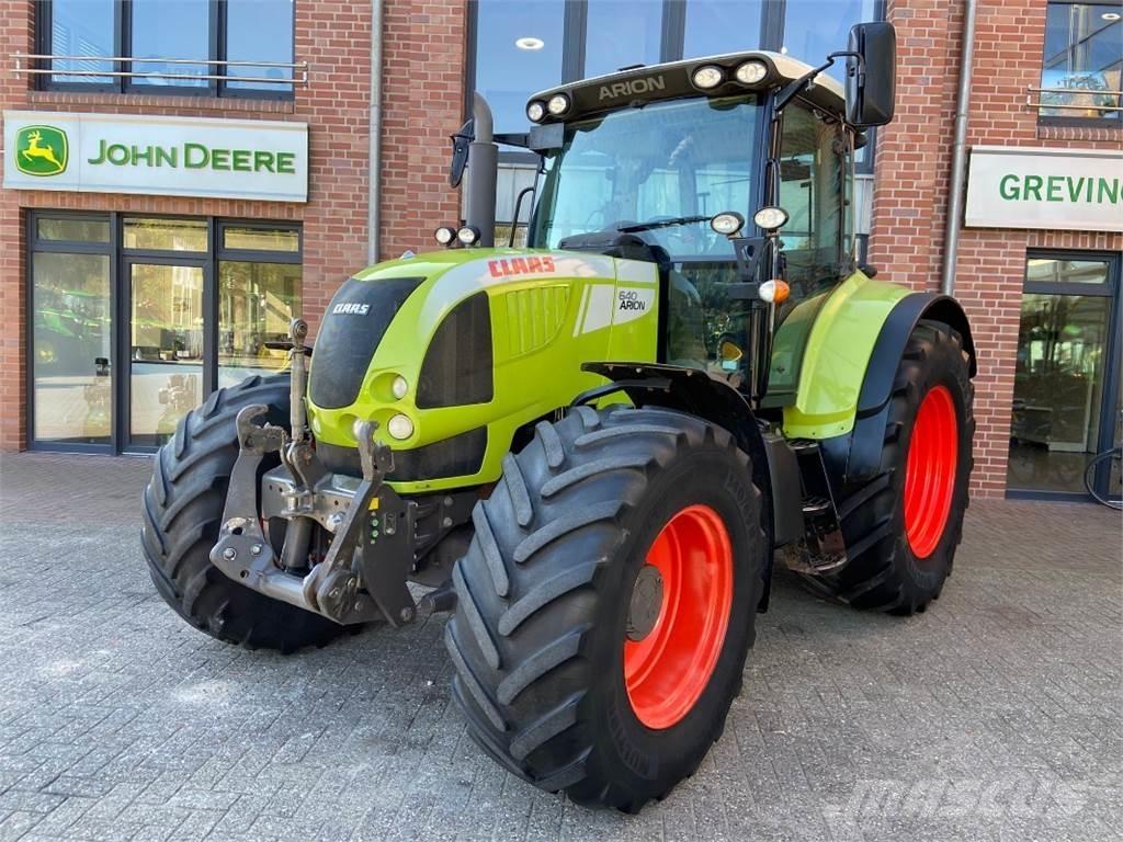 CLAAS Arion 640 Traktori
