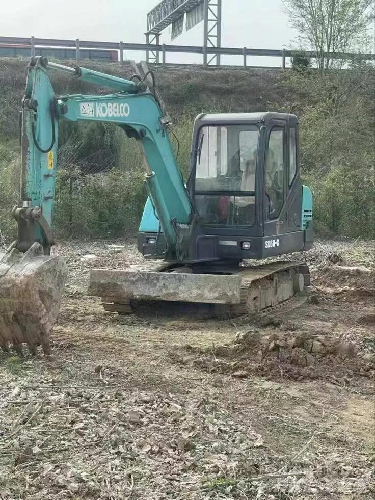 Kobelco SK60 Bageri gusjeničari