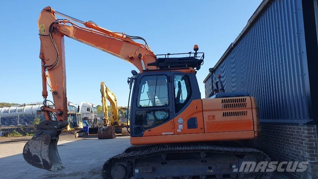 Doosan DX160LC-3 Bageri gusjeničari