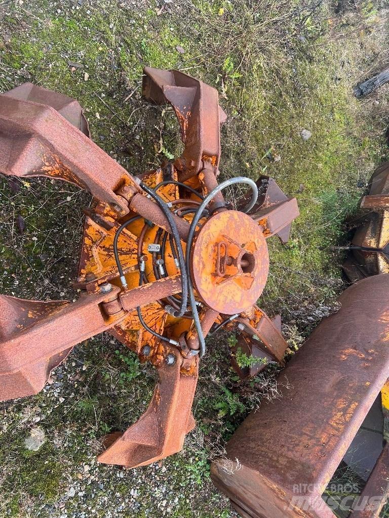 Hema P400/6 Dodaci za strojeve za upravljanje tovarom