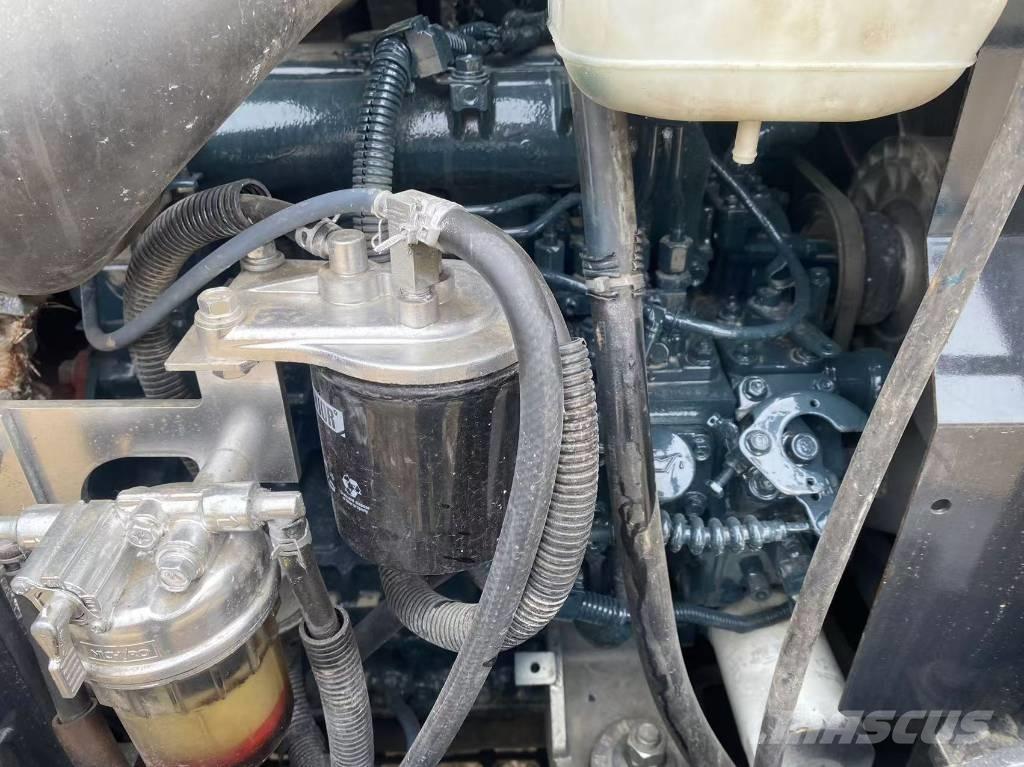 Kubota 155 Bageri gusjeničari