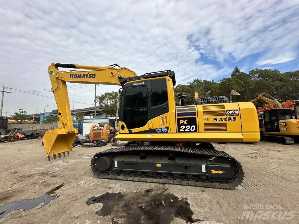 Komatsu PC 220 Bageri gusjeničari