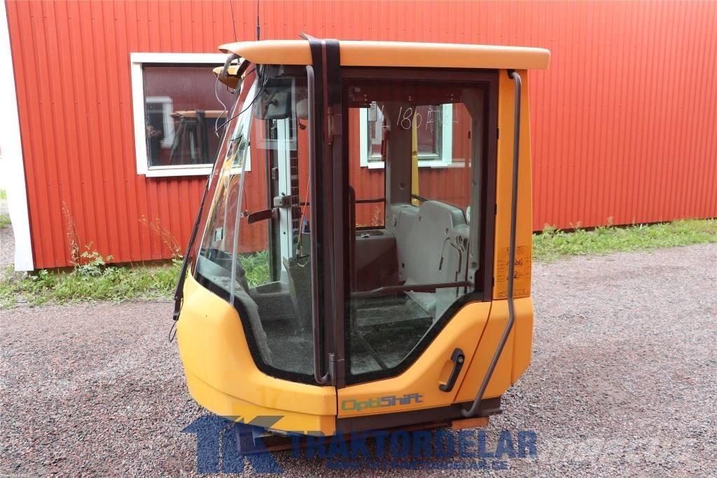 Volvo L 180 F Kabine i unutrašnjost