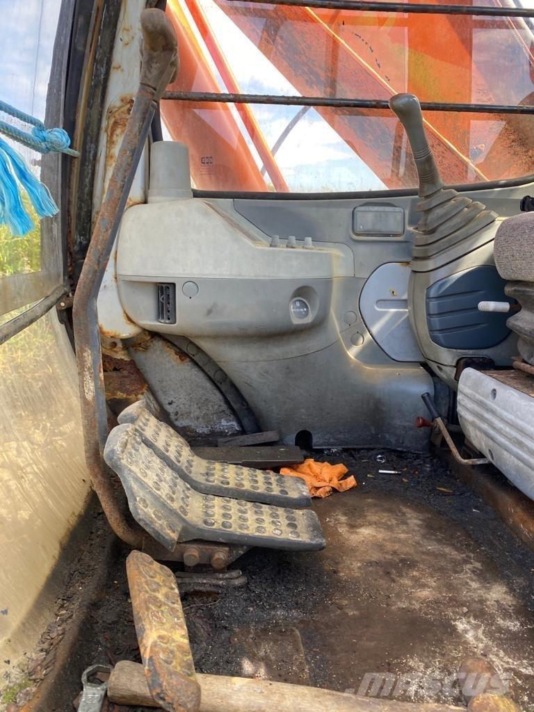 Hitachi EX 200-5 Bageri gusjeničari