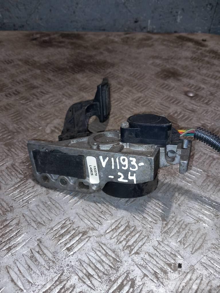Volvo FH 12 132378 Kabine i unutrašnjost