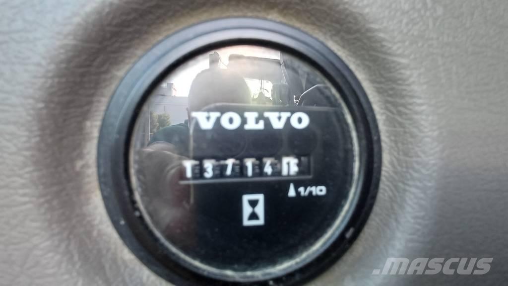Volvo ECR 88 D Bageri gusjeničari