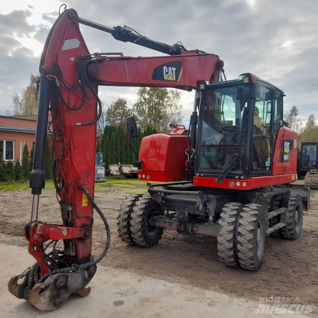 CAT M317 Bageri na kotačima