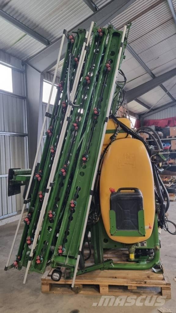 Amazone UF 1200 Ugradene prskalice