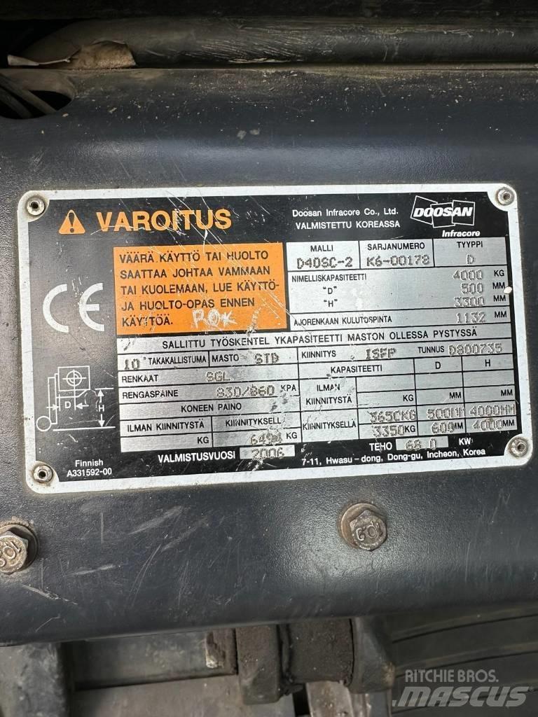 Daewoo D40SC-2 Dizelski viličari